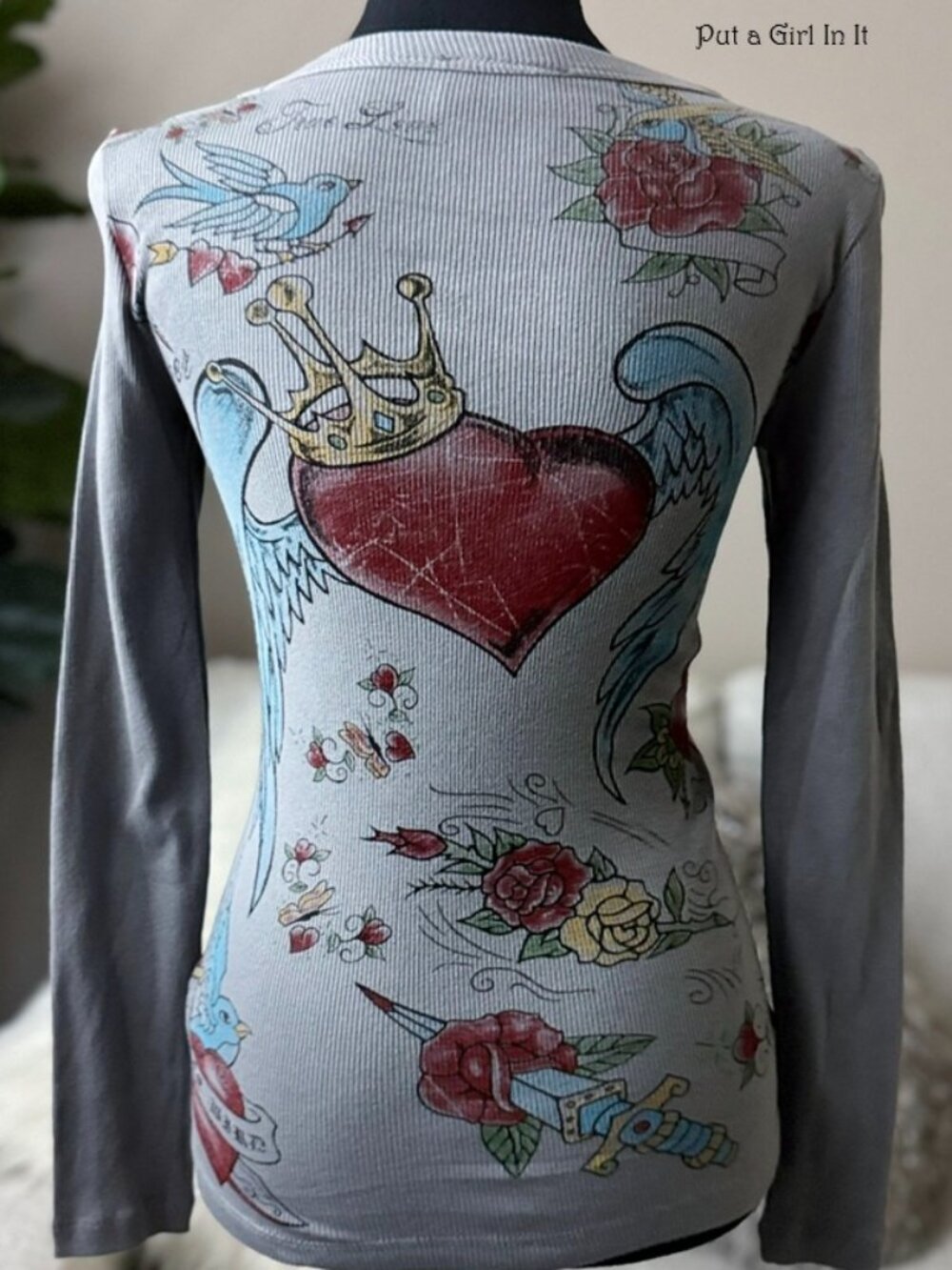 USA Vocal Apparel Women's Crystal Gray Heart Wings Love Shirt S M L XL Y2K Biker
